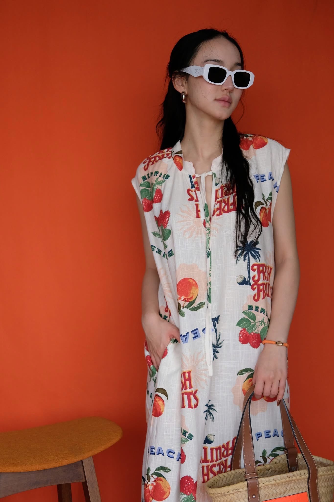 Vestito in Lino Midi Senza Maniche con Stampa Frutta – Vestito in Lino Fresco e alla Moda per l’Estate - Dolce Follia